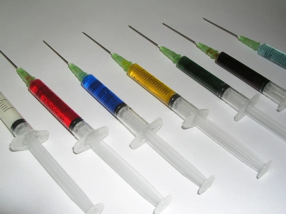 Injeções mensais anti-HIV podem revolucionar tratamento da Aids